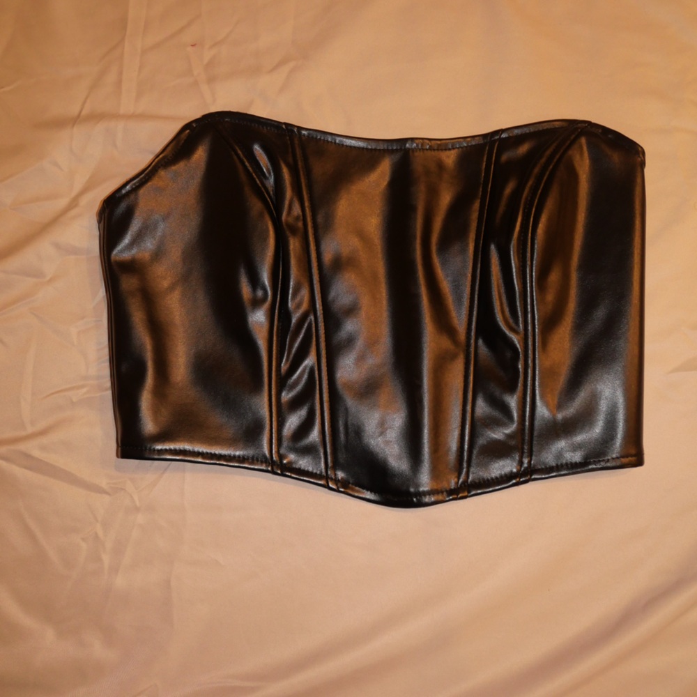 ADIKA Black leather corset crop top Size Medium New